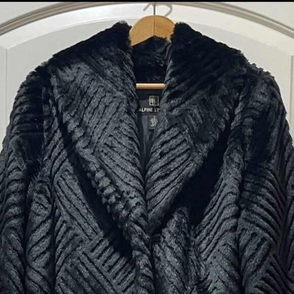 New Alpine Studio Black Faux Fur Coat Small Plush Soft - Picture 3 of 6